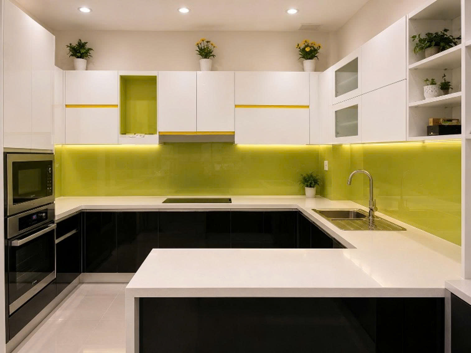 Mẫu Tủ Bếp Cánh Acrylic Màu Xám Chữ L Có Bàn Đảo 092020J59