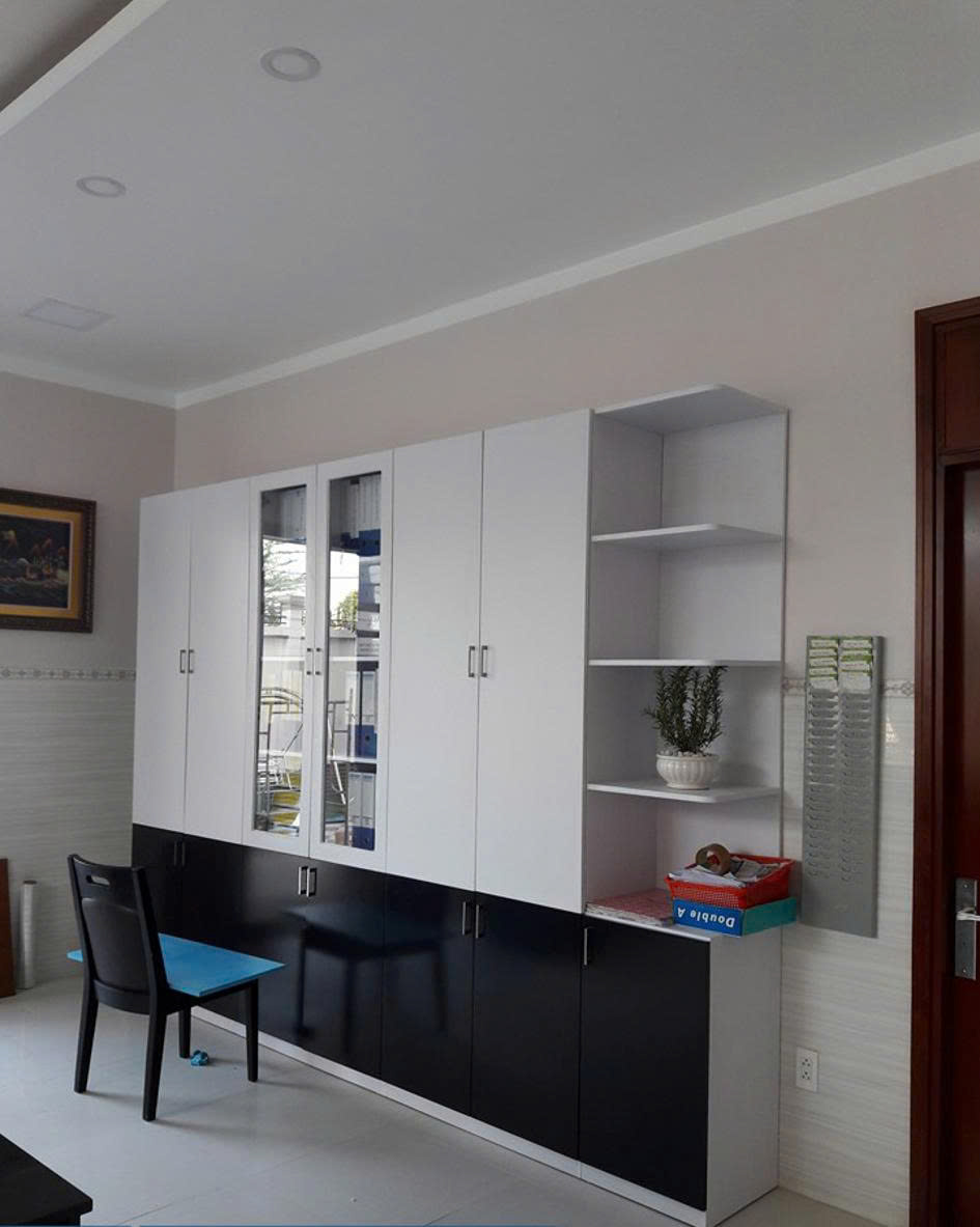 Tủ kệ trang trí phòng khách hiện đại cho nhà phố đẹp
